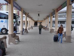 Zam yolcu sayısını düşürdü 